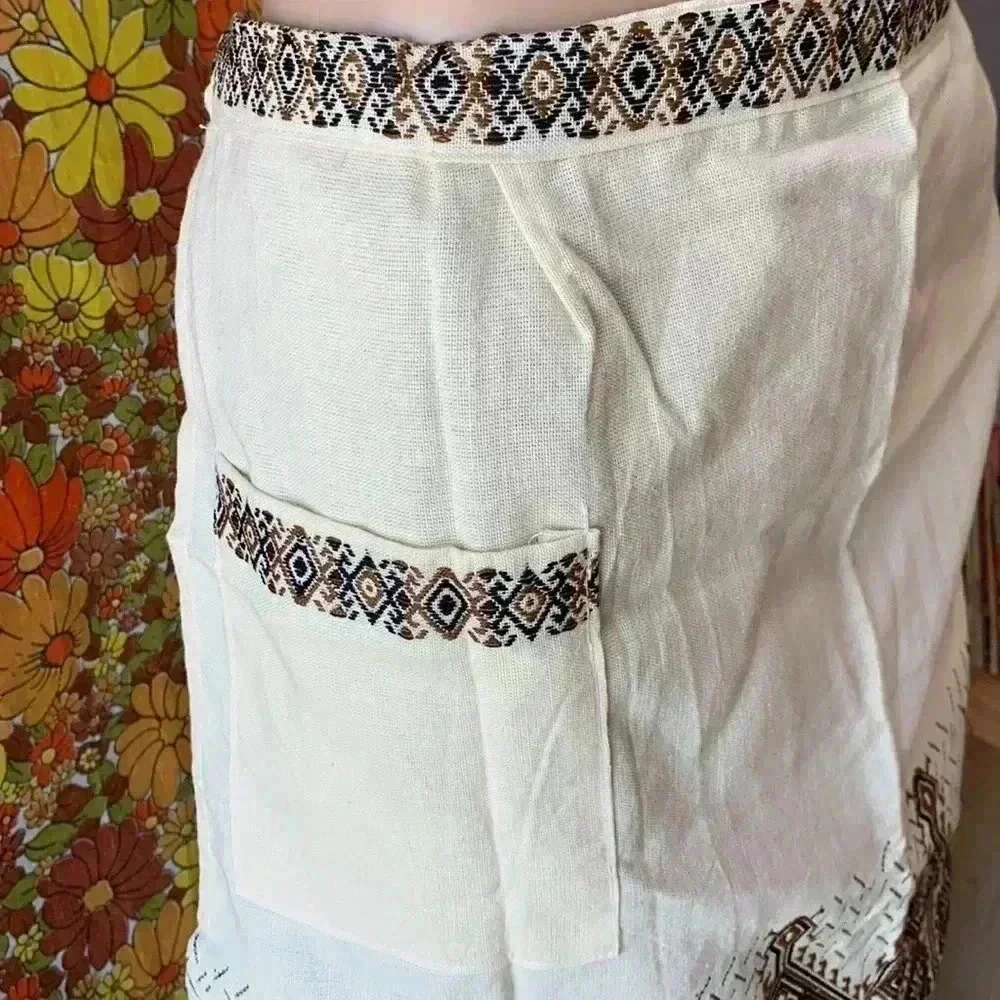 NOS Guatemalan hand embroidered half apron